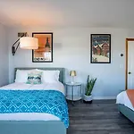 New Luxury Family Getaway With Designer Touches