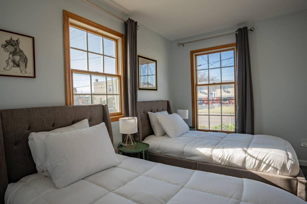 New Luxury Family Getaway With Designer Touches Holiday home