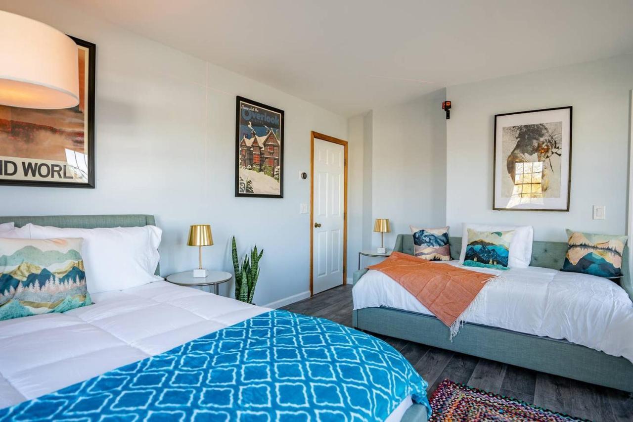 New Luxury Family Getaway With Designer Touches Holiday home