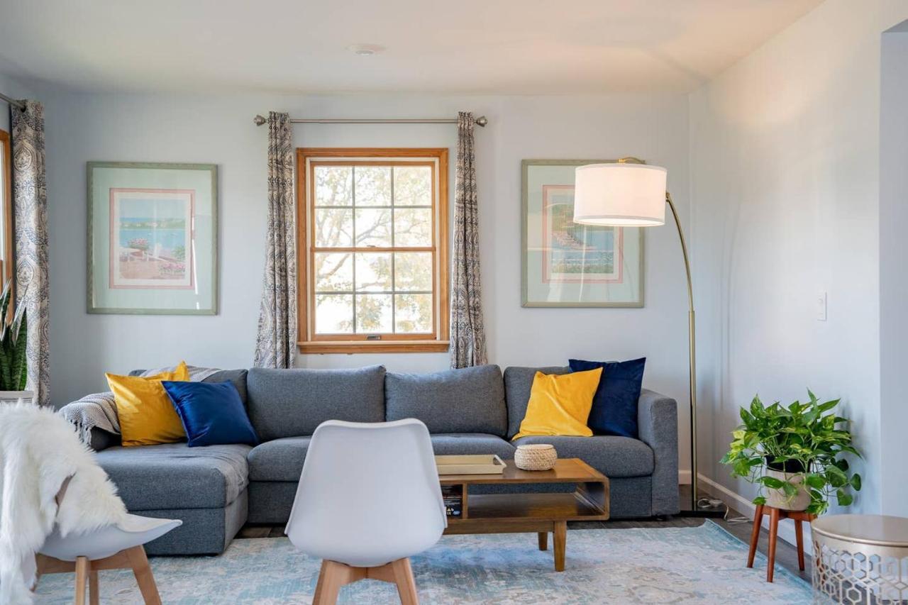 New Luxury Family Getaway With Designer Touches Holiday home