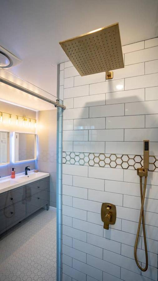 New Luxury Family Getaway With Designer Touches *